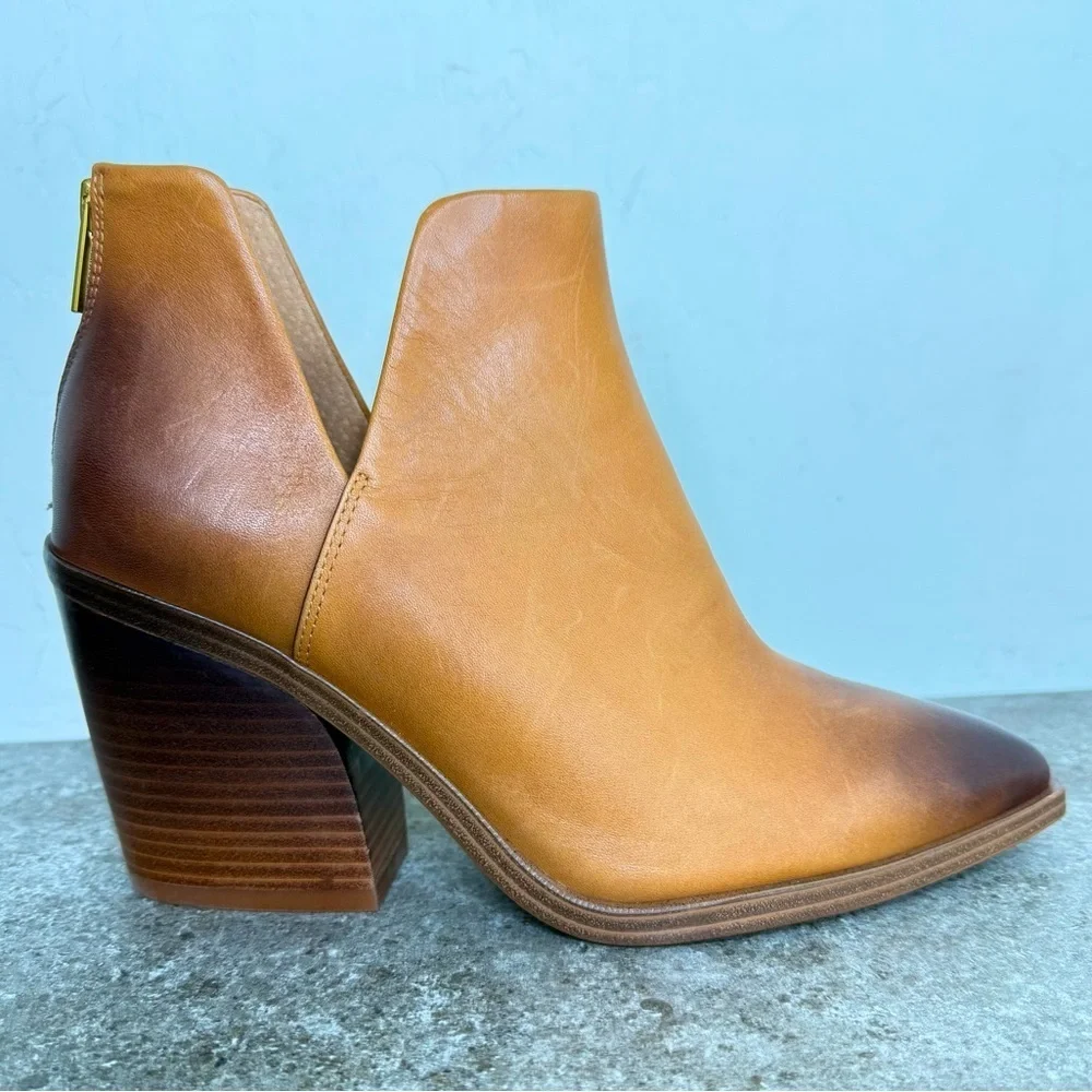 NEW Vince Camuto Gidgeta Burnished Golden Walnut‎ Leather Bootie Women’s Size 12